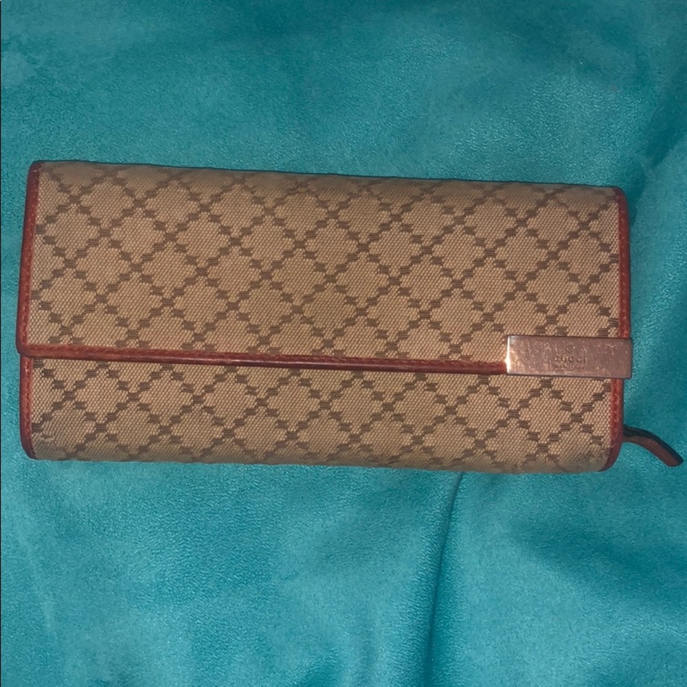 Gucci wallet
